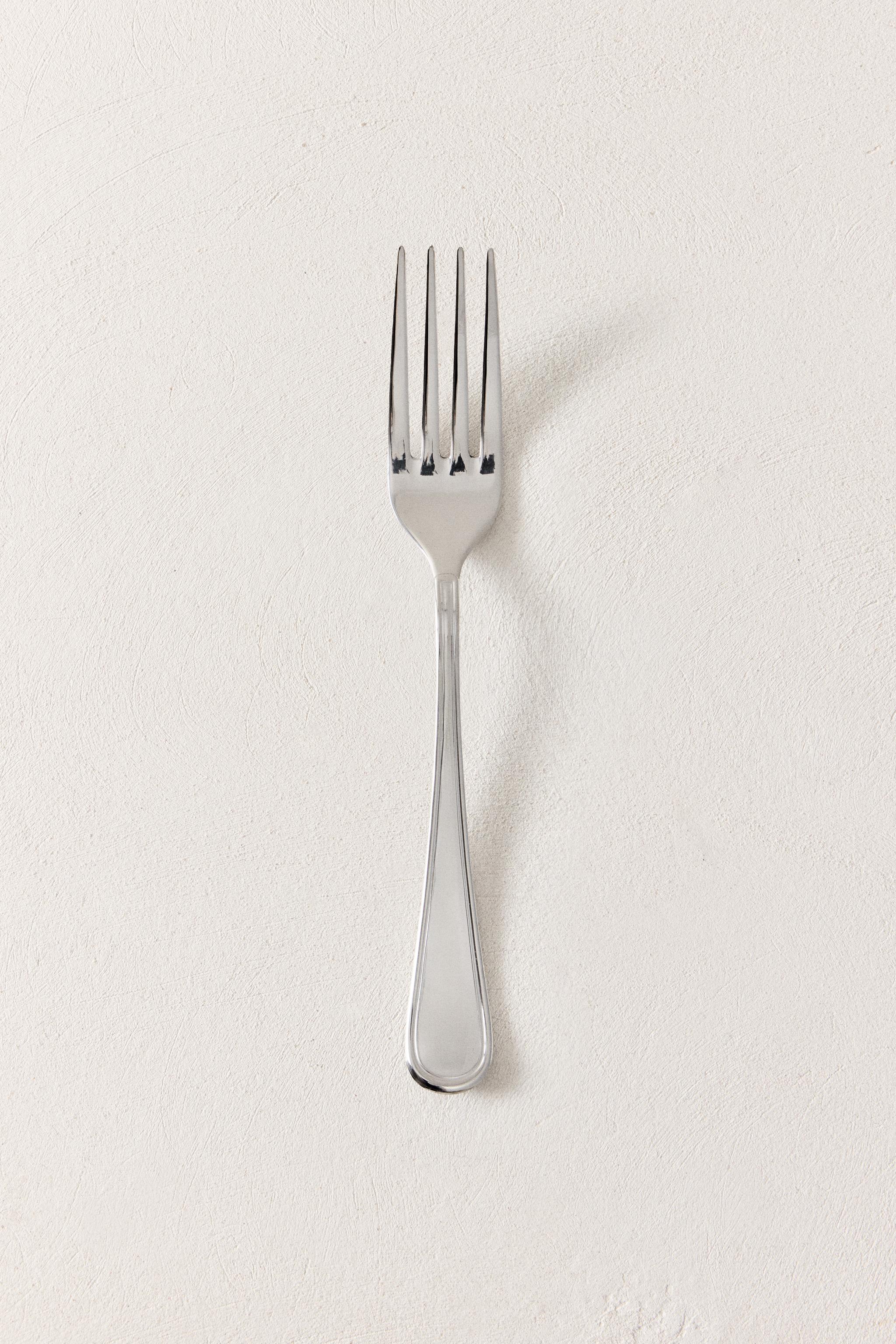 SHINY STEEL SERVING FORK